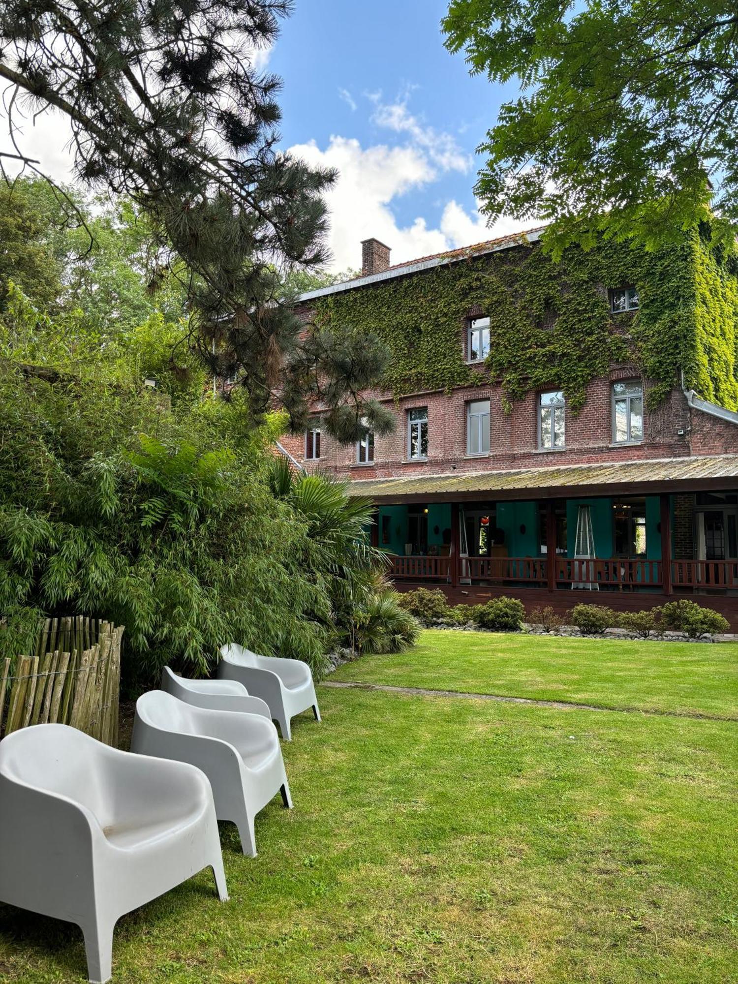 Logis Hotel-Restaurant - Le Moulin D'Artres Eksteriør billede
